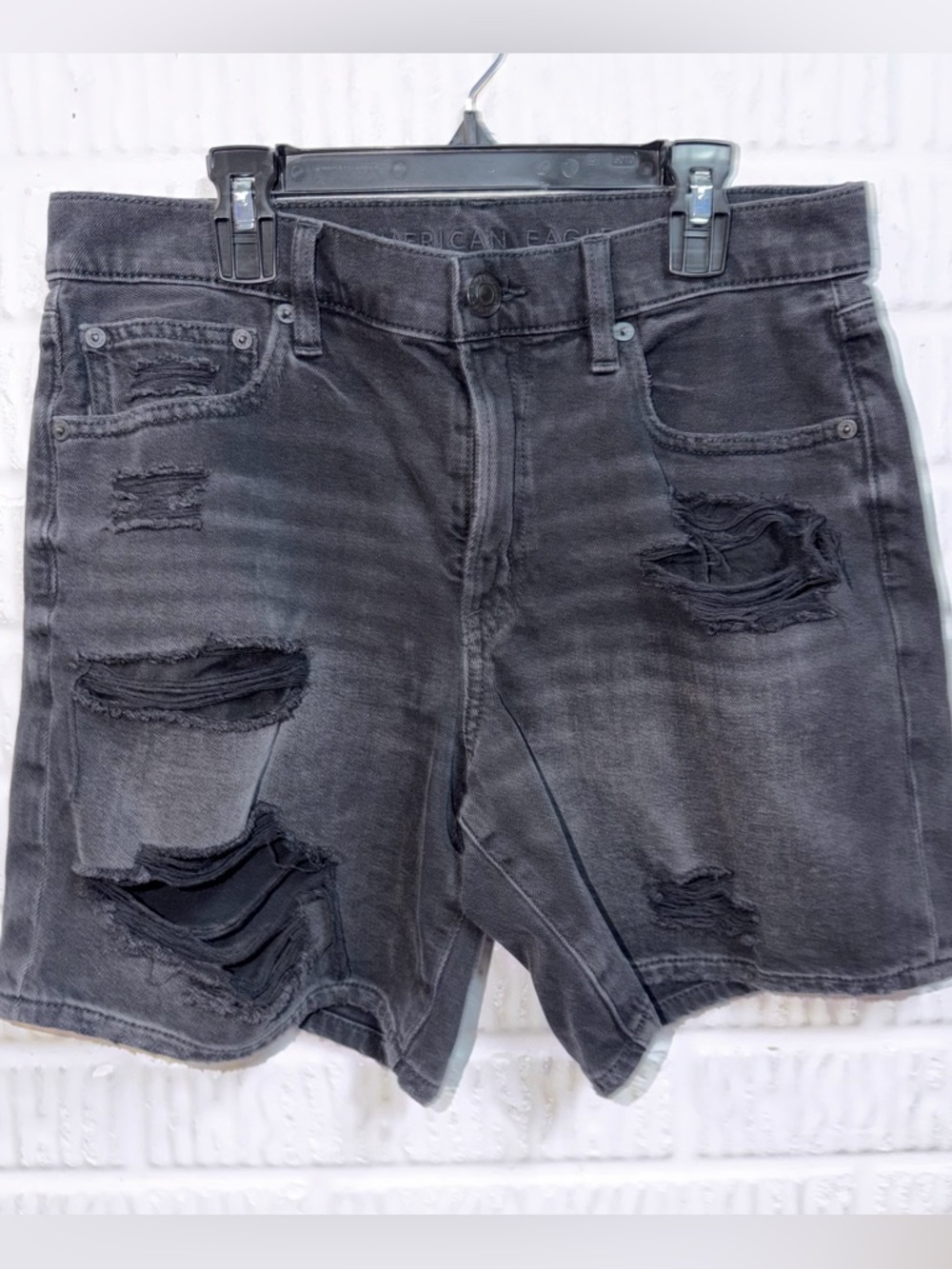 American Eagle Black Denim 90s Distressed Jean Shorts Bermuda Size 6